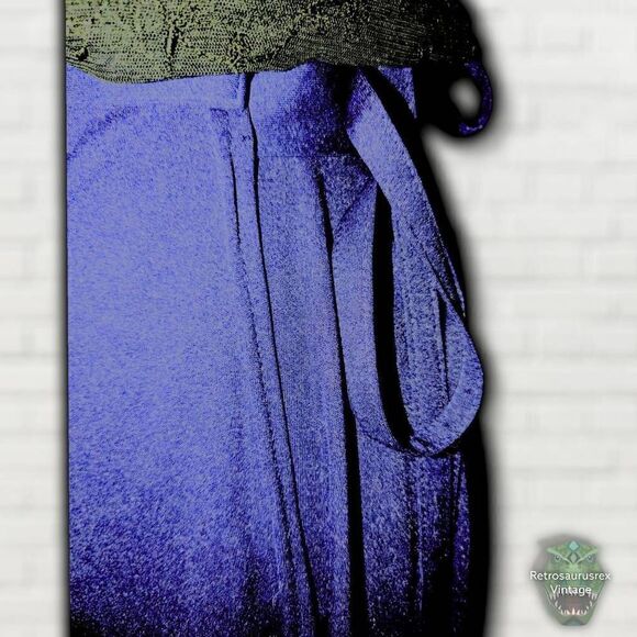 𝅺vintage Sears 1970's Pinup Navy Blue Polyester Wrap Skirt, One size - Picture 3 of 7